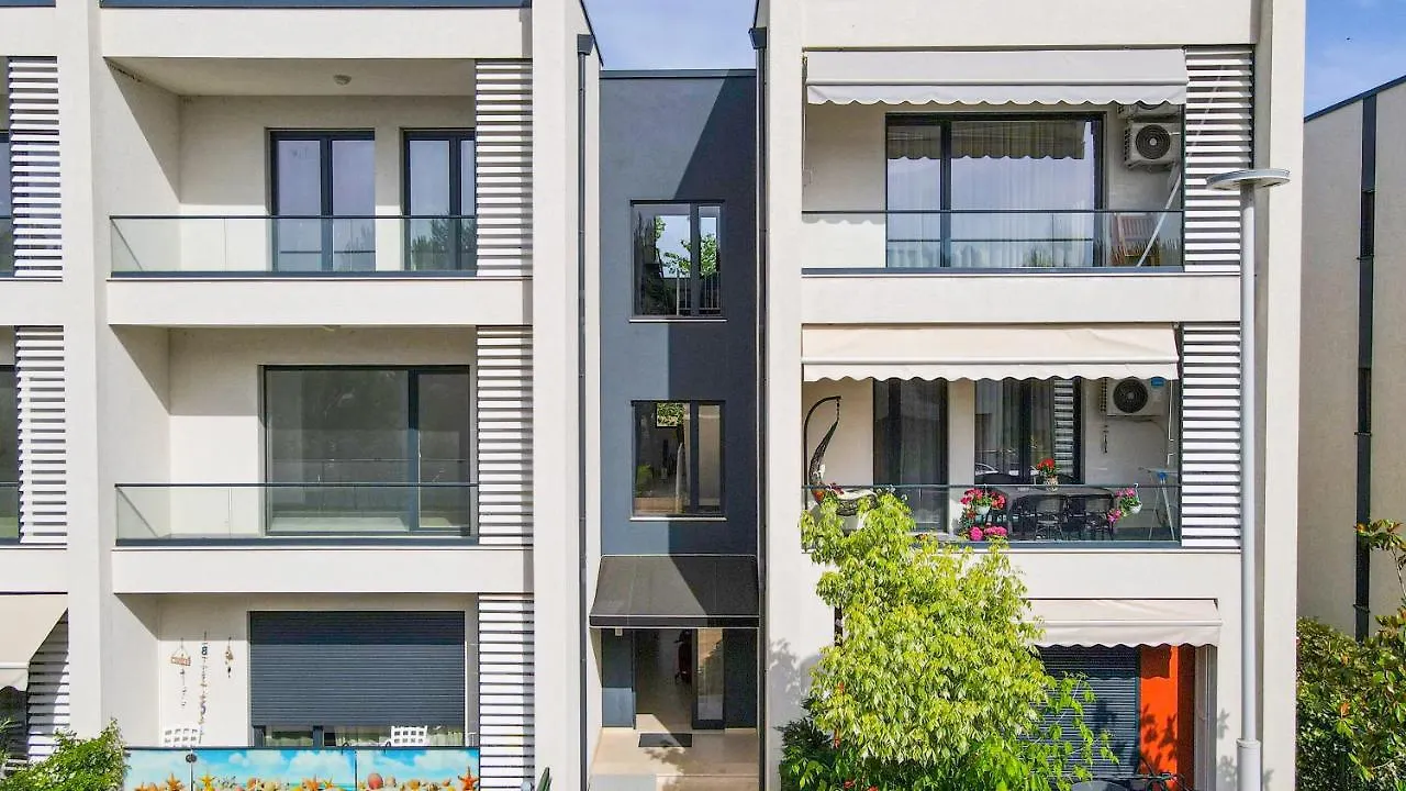 Roga Apartment Valamar Hamallaj